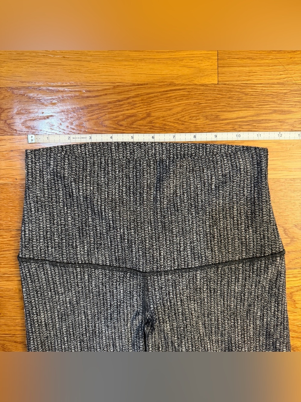 Lululemon Wunder Under Pant (Roll Down) Coco Pique Black - Est. Size 4 - Picture 2 of 7